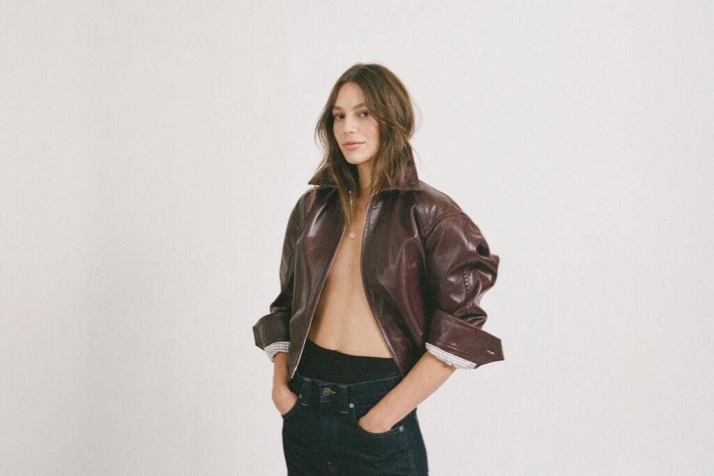 אליענה זקס בהפקת אופנה לפקטורי 54