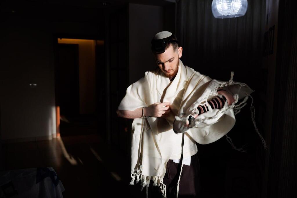 Photo: Ziv Koren בר קופרשטיין, שורד השבי, בביה"ח תל השומר