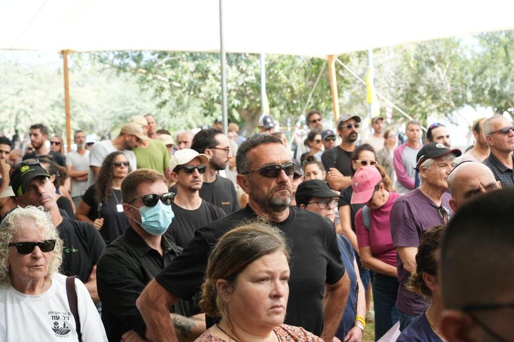 טקס הספדים לזכר תמיר אדר לפני הלווייתו