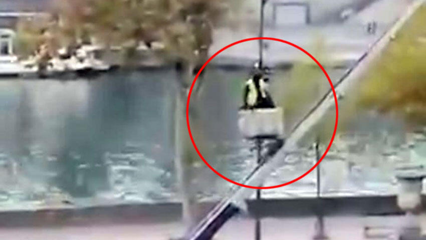 תיעוד בריחה של שודדים שביצעו שוד מ הלובר לובר פריז צרפת