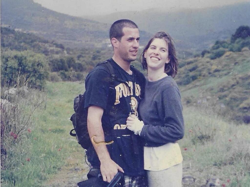 Tali and Shahar Erez טלי ושחר ארז, בצעירותם