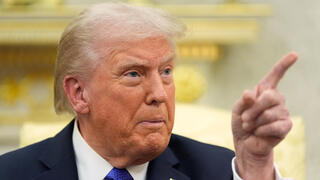 נשיא ארה"ב טראמפ במהלך מפגש עם מזכ"ל נאט"ו מארק רוטה