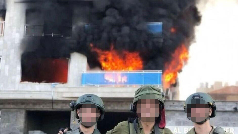 Жалоба в Германии из-за фото הוגשה תלונה בגרמניה נגד חייל צה"ל ממוצא גרמני