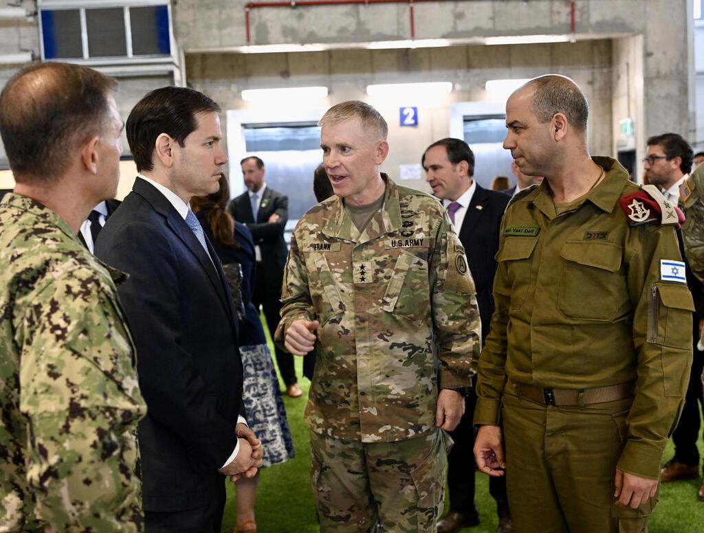 Photo: David Azagury, US Embassy Jerusalem מזכיר המדינה של ארה"ב מרקו רוביו בביקור בבסיס המפקדה האמריקנית בישראל