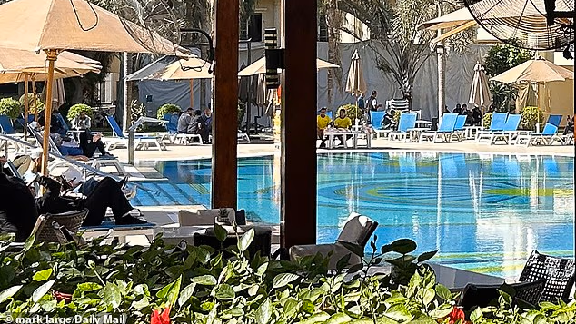  מלון רנסנס קהיר מיראז' חמישה כוכבים יוקרתי במצריים בו שוהים מחבלי חמאס ששוחררו בעסקה עם ישראל