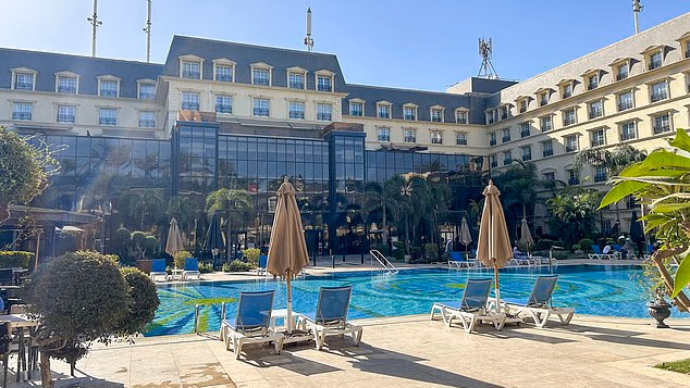  רנסנס קהיר מיראז' מלון חמישה כוכבים יוקרתי במצריים בו שוהים מחבלי חמאס ששוחררו בעסקה עם ישראל