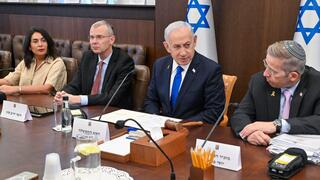 נתניהו בישיבת הממשלה, היום