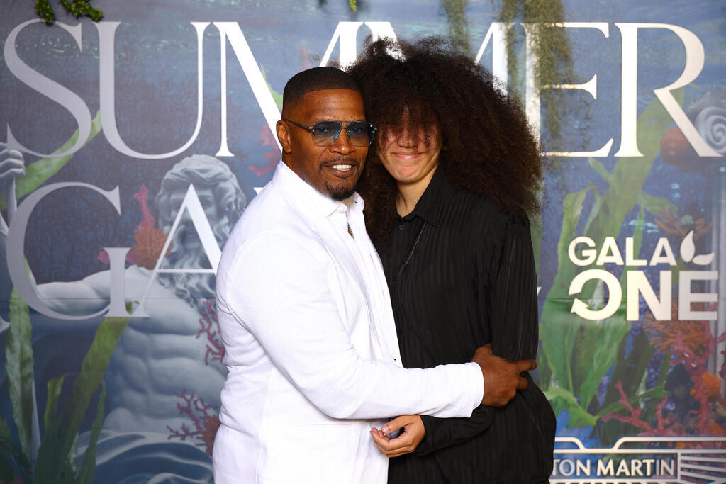 ג'יימי פוקס עם הבת אנליס