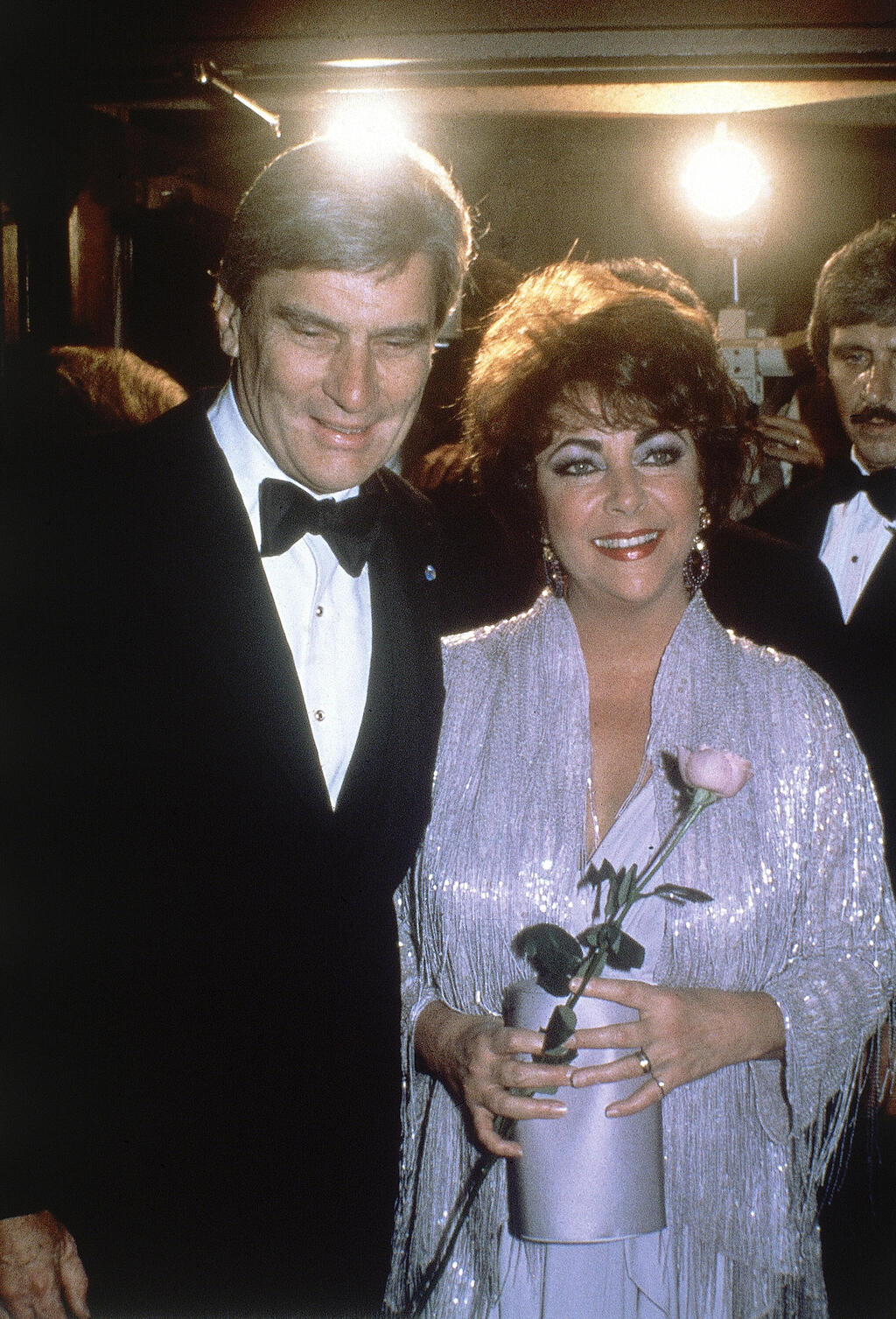 אליזבת' טיילור וג'ון וורנר