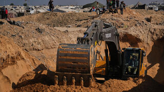 חיפושים בשכונת חמד חאן יונס עזה