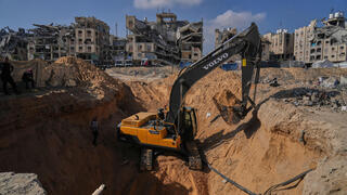 חיפושים בשכונת חמד חאן יונס עזה