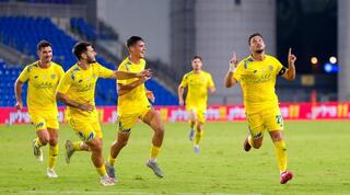 שחקני מכבי הרצליה חוגגים