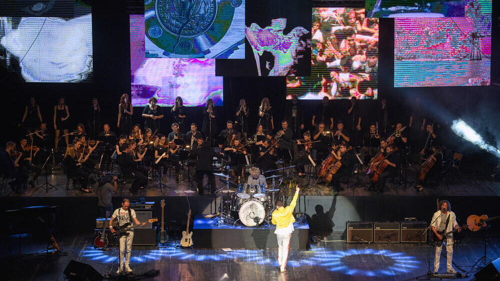 Шоу Queen Symphony Sensation 