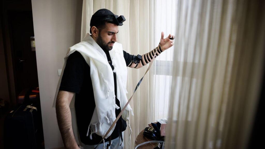 Photo: Ziv Koren שורד השבי שגב כלפון ששוחר בעסקה משבי החמאס לאחר 738 ימים