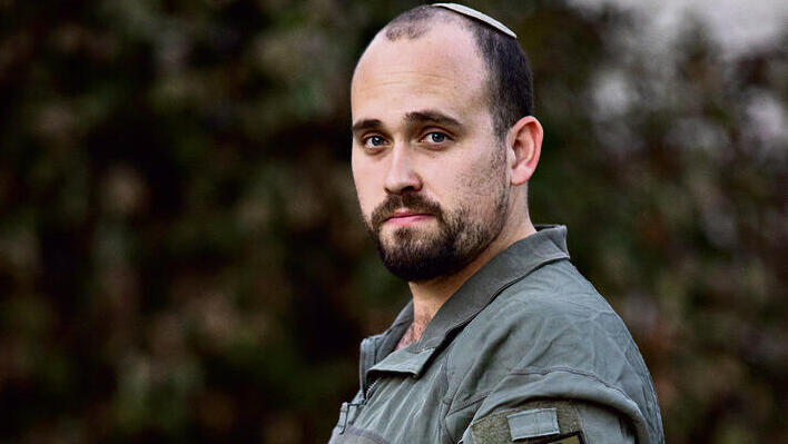 Sgt. First Class (res.) Yair Weigler (Photo: Alex Kolomoisky) yk14563272