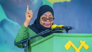 נשיאת טנזניה סמיה סולוהו חסן בעצרת בחירות 28 באוקטובר