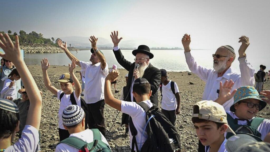 התפילה על שפת הכינרת