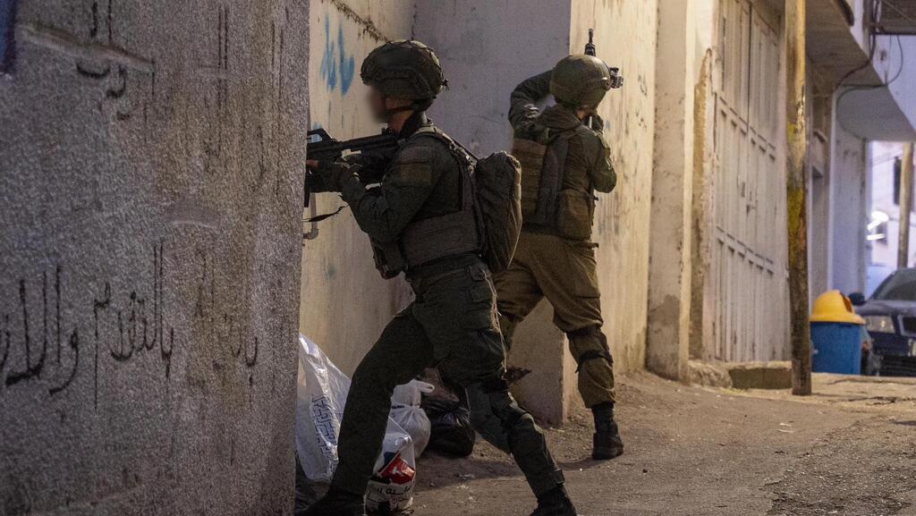 Армия Израиля в Дженине (Фото: ЦАХАЛ) פעילות כוחות צה"ל ושב"כ באזור יהודה ושומרון - מעצר מבוקשים, איתור אמל"ח ומחרטות לייצור נשק