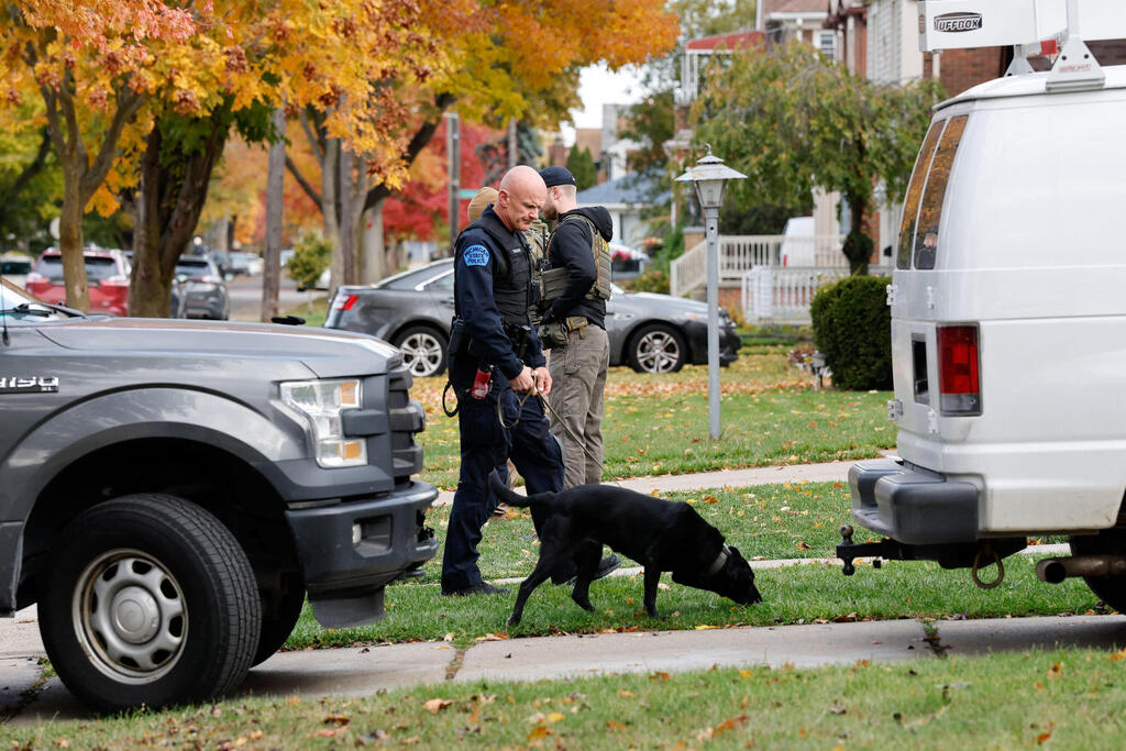 Photo: Jeff Kowalsky / AFP סוכני FBI סיכלו פיגוע טרור בהאלווין בהשראת דאעש וביצעו מעצרים בדירבורן, מישיגן