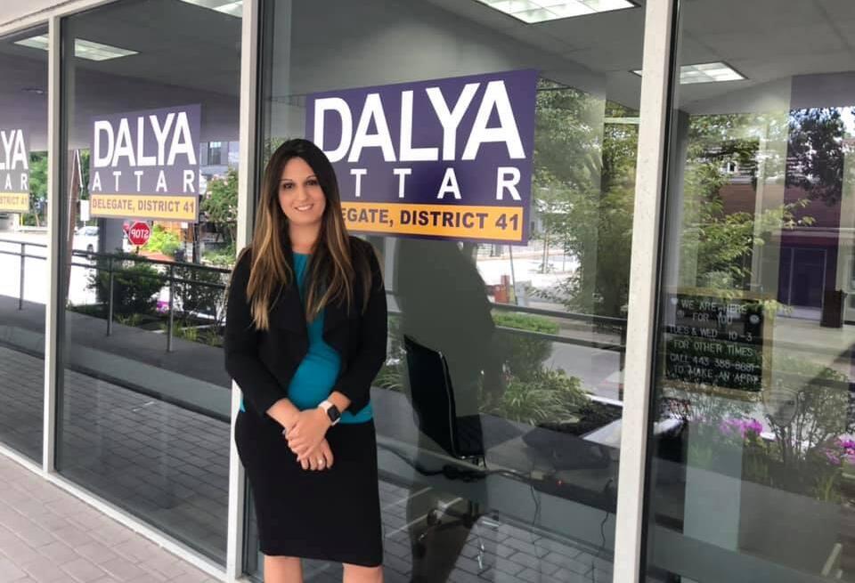 Далия Атар во время избирательной кампании (Фото из фейсбука) דליה עטר חברת סנאט מרילנד ארה"ב ארצות הברית