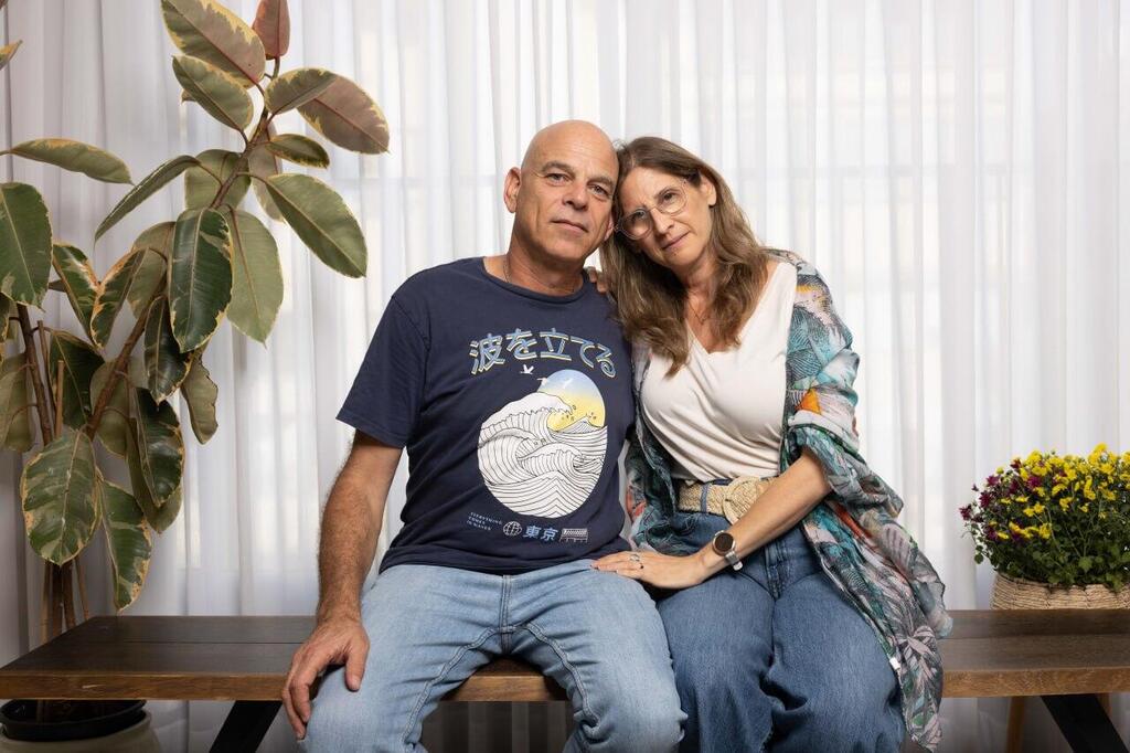 Photo: Oz Moalem עידית וקובי אהל, הוריו של אלון אהל, שורד השבי