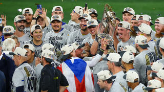 הדוג'רס חוגגים אליפות שנייה ברציפות