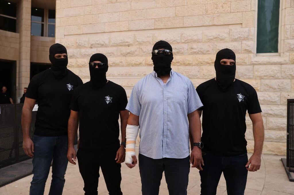 Force 100 troops (Photo: Alex Kolomoisky) נאשמי כוח 100 מגיבים לפרשת הפצ"רית