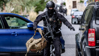 משטרה ב יוון אחרי אירוע ירי ב כפר ווריזיה ב כרתים