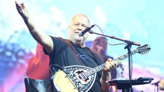 יהודה פוליקר במופע בציון 40 שנה ל"עיניים שלי"