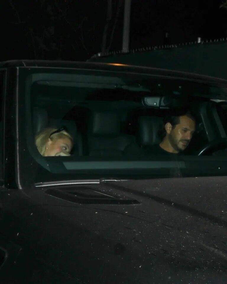 צרחות. עם האקס ג'ונתן דווינו (בקגריד) סידני סוויני עם האקס ג'ונתן דווינו