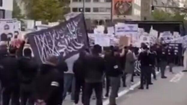 פעילי ארגון איסלאמיסטי Muslim Interaktiv ב גרמניה שקראו להקמת חליפות