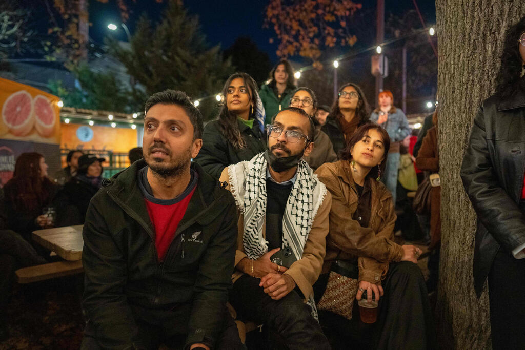 Photo: Jeremy Weine / GETTY IMAGES NORTH AMERICA / AFP חוגגים את ניצחון זוהראן ממדאני ב ניו יורק