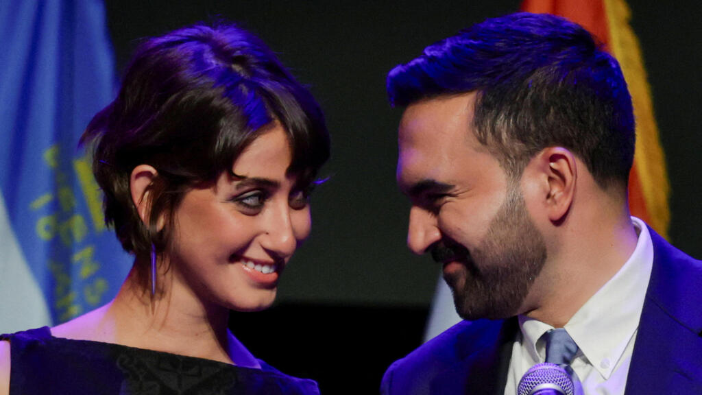 זוהראן ממדאני עם רעייתו ראמה דוואג'י נאום ניצחון בחירות ניו יורק