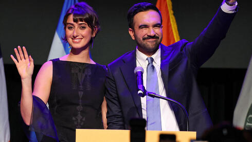 ראמה דוואג'י וזוהרן ממדאני לאחר הניצחון בבחירות לראשות העיר ניו יורק, 2025