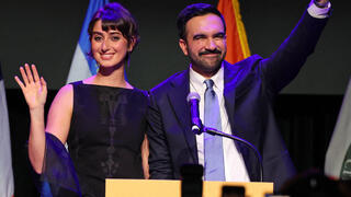 ראמה דוואג'י וזוהרן ממדאני לאחר הניצחון בבחירות לראשות העיר ניו יורק, 2025