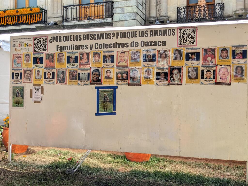 A memorial for the victims of the student massacre (Photo: Amir Bogen) וואחקה, מקסיקו