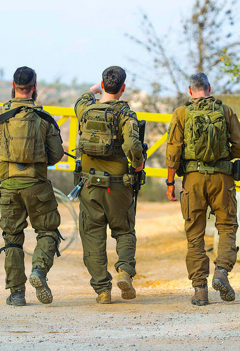 חיילים מגדוד המילואים של סיירת הנגב