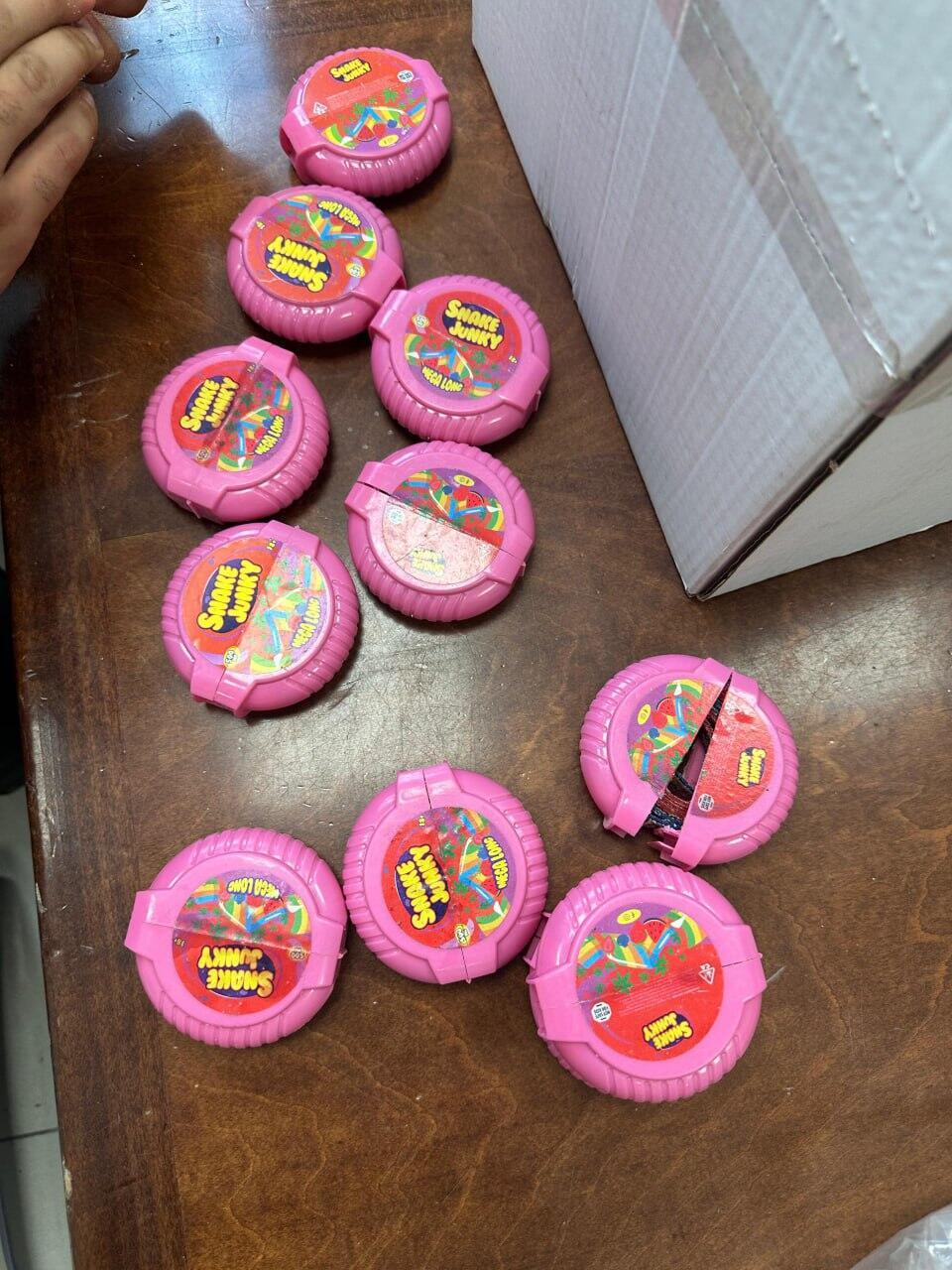 Photo: Israel Police סמים שנתפסו בקופסאות של ממתקים