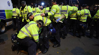 הבלגן לפני פתיחת המשחק