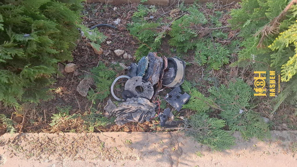 Imagens libanesas: destroços do míssil que atingiu o sul do país. שרידי הטיל שתקף בלבנון