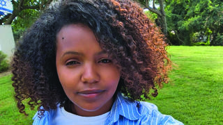 אסתר גברזגי 