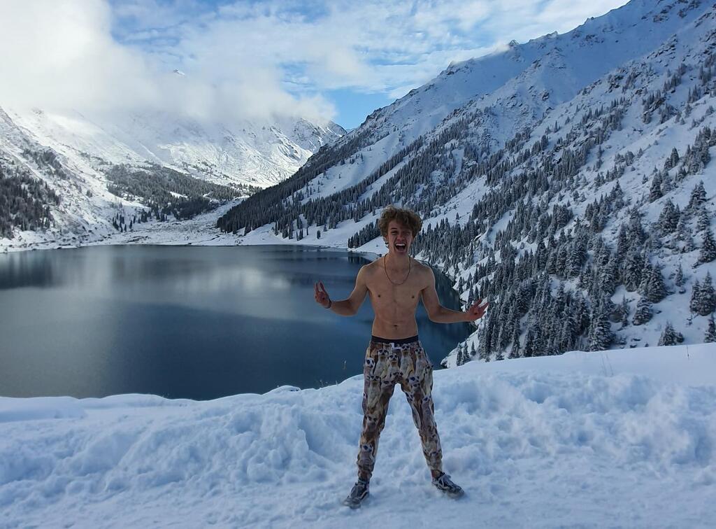 לוקה פרדמנגס בקזחסטן