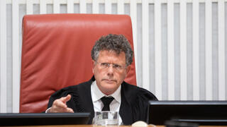 עתירה בנוגע לבקשות לביקור אסירים ביטחוניים