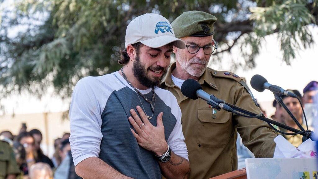 Бен Рудаеф прощается с отцом (Фото: Уриэль Эвен-Сапир) בן רודאיף