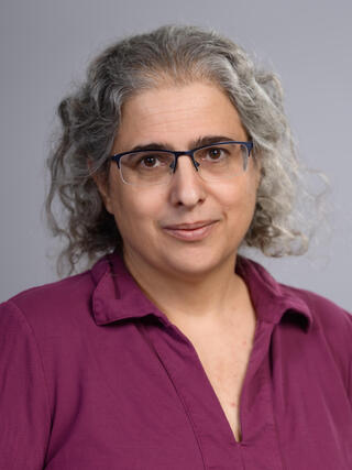 פרופ' ענת בן צבי