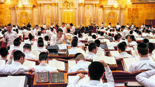 כך הביטוי "תורתו אומנותו" יצא משליטה