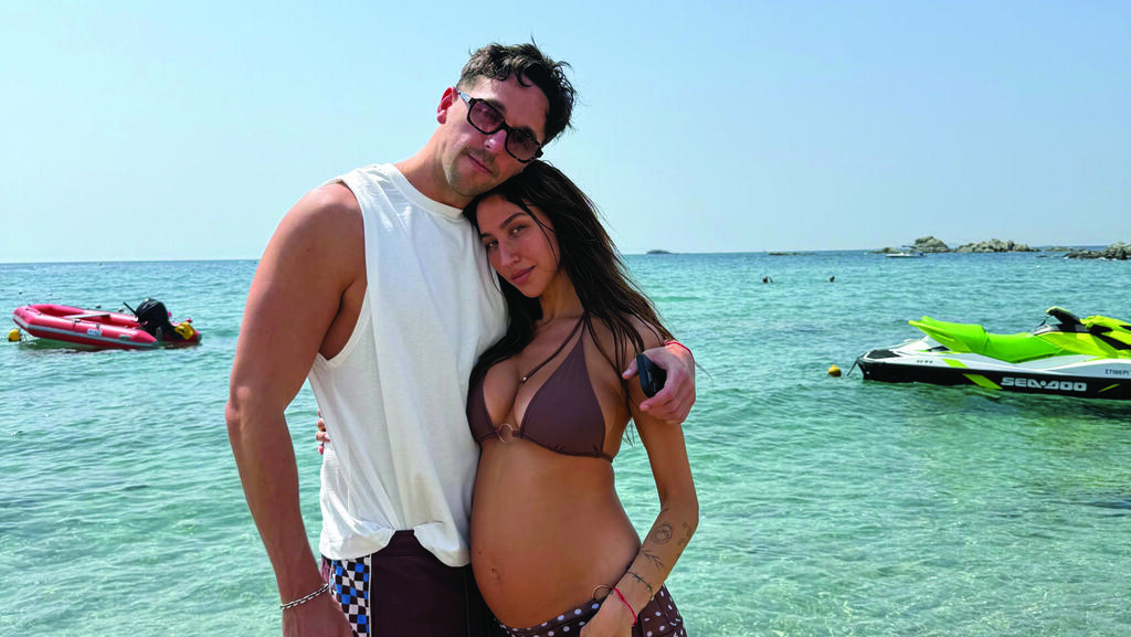 שני גולדשטיין עם הארוס,  סאם קליין