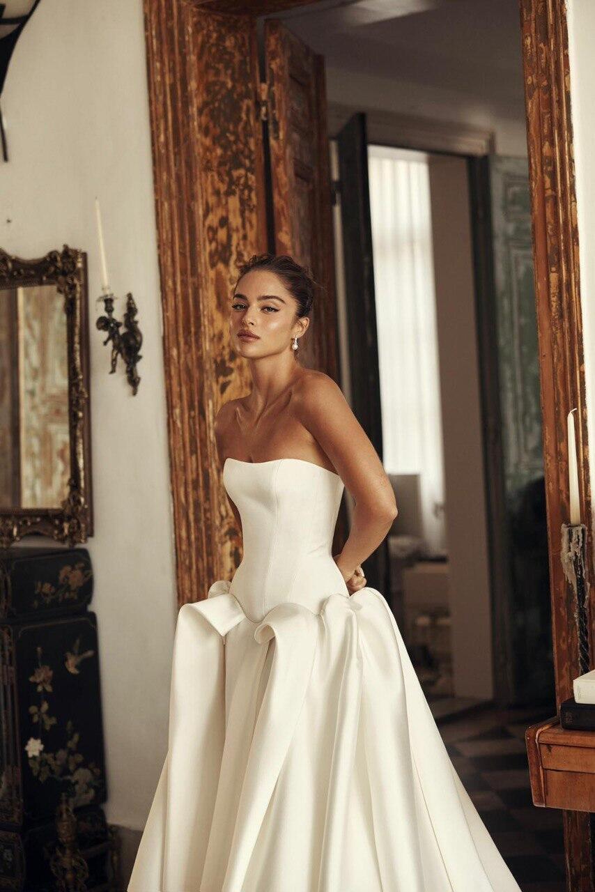 מה דעתכם על הלוק? (צילום: שי פרנקו) נועה קירל דניאל פרץ