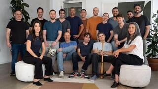 צוות העובדים של טנזאי