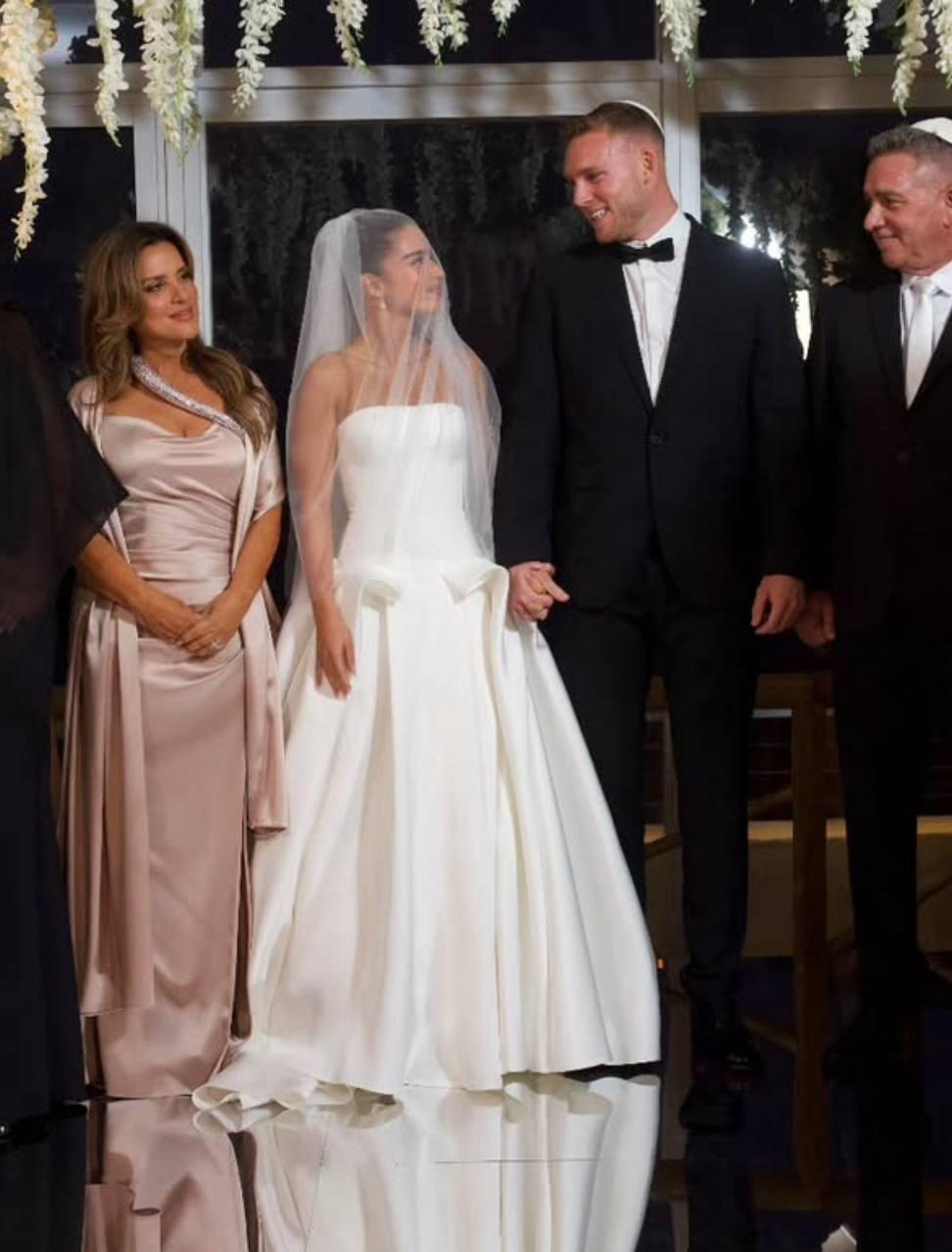 נועה קירל דניאל פרץ